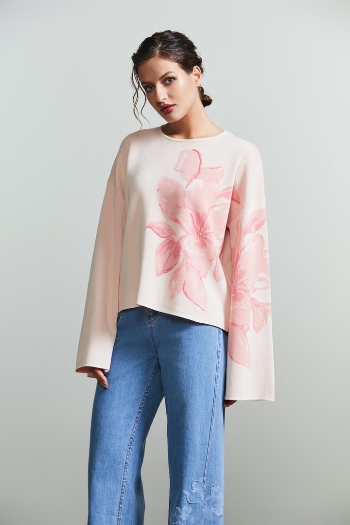 Jacquard floral pullover