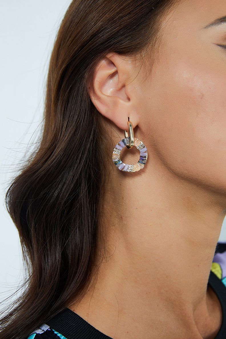 Colored drop earrings