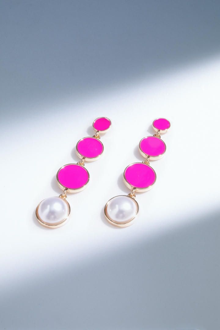 Pearl drop earrings