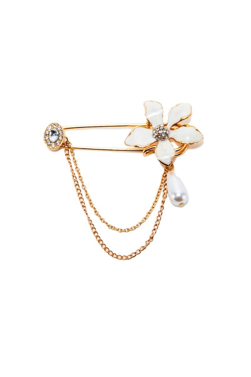 Flower shape brooch