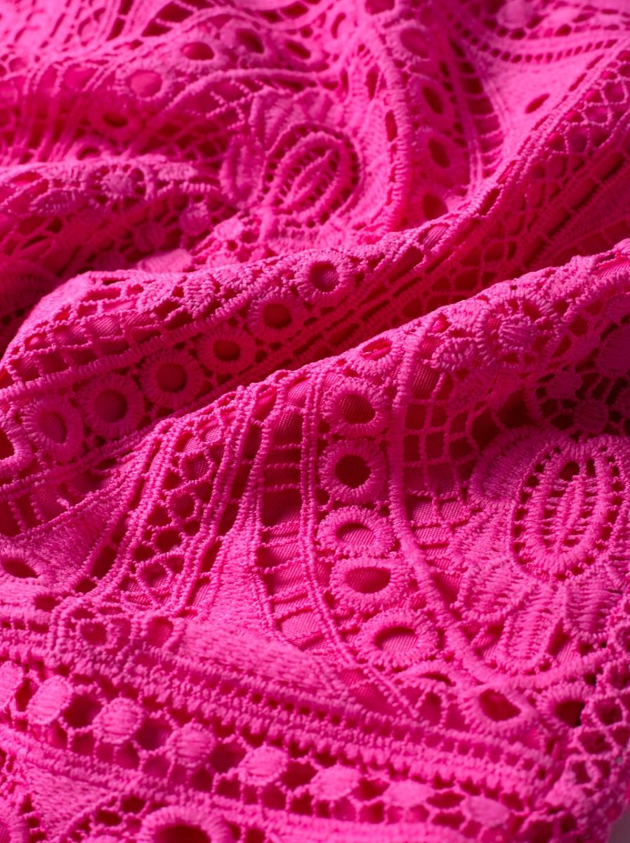 lace pink skirt
