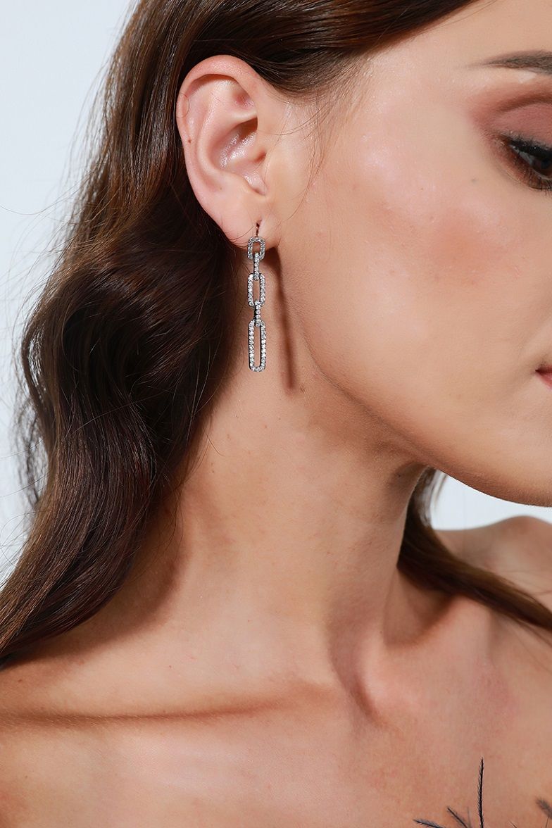 Chain drops earrings