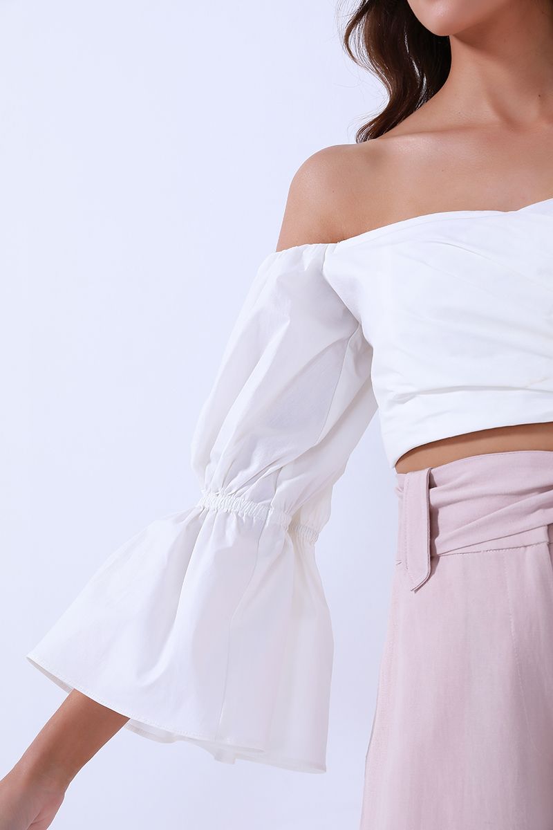 cropped sweetheart neckline top