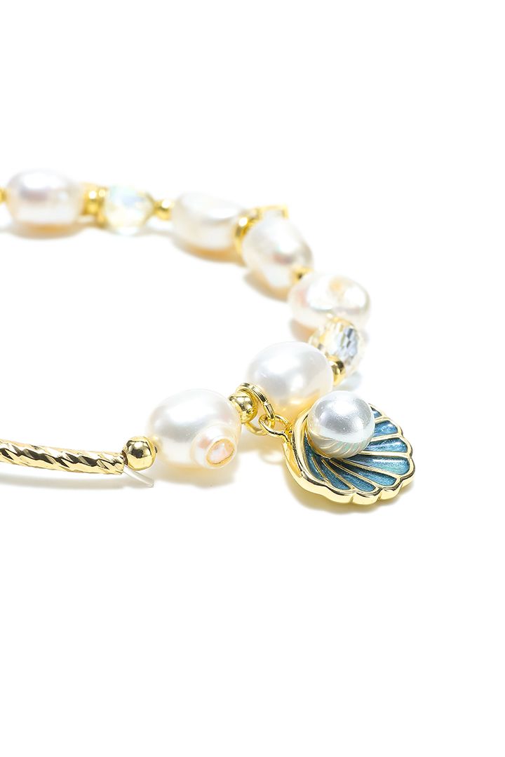 Pearls and start fish bracelet