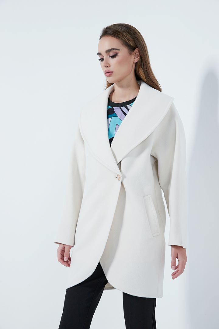 Wide collared coat