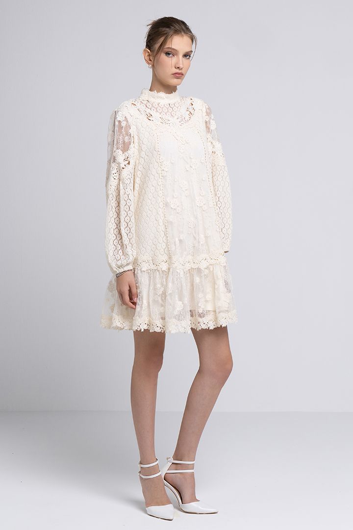 Lace long sleeves dress