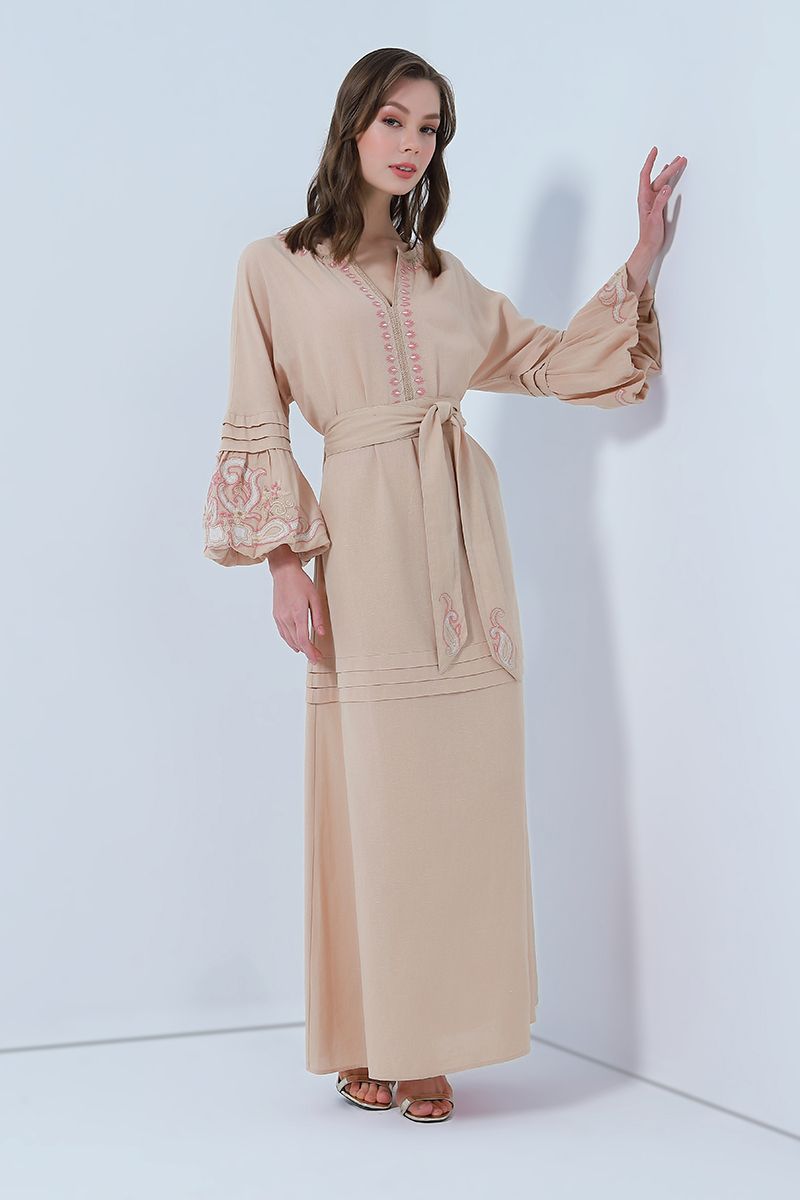 Puffed cuffs kaftan