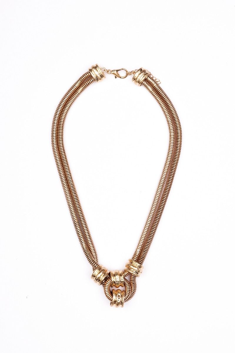 knotted golden necklace