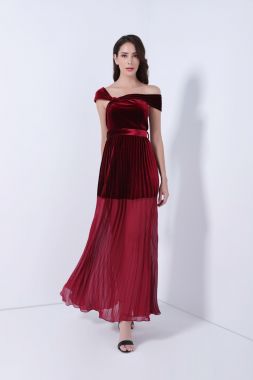 one-shoulder velvet dress