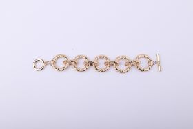 femi9 loop chairn bracelet
