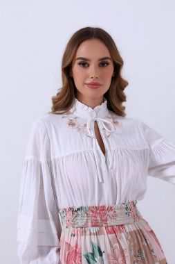 floral applique blouse