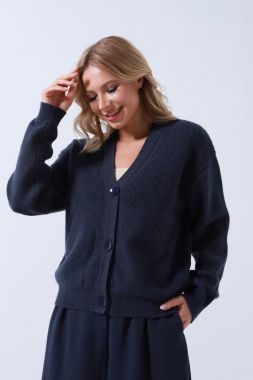 oversized knitted cardigan